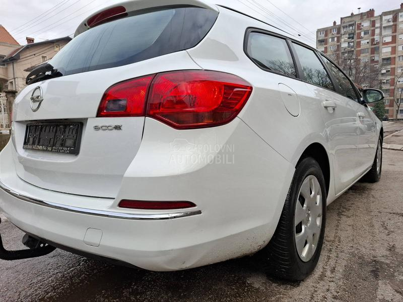 Opel Astra J D I Z E L