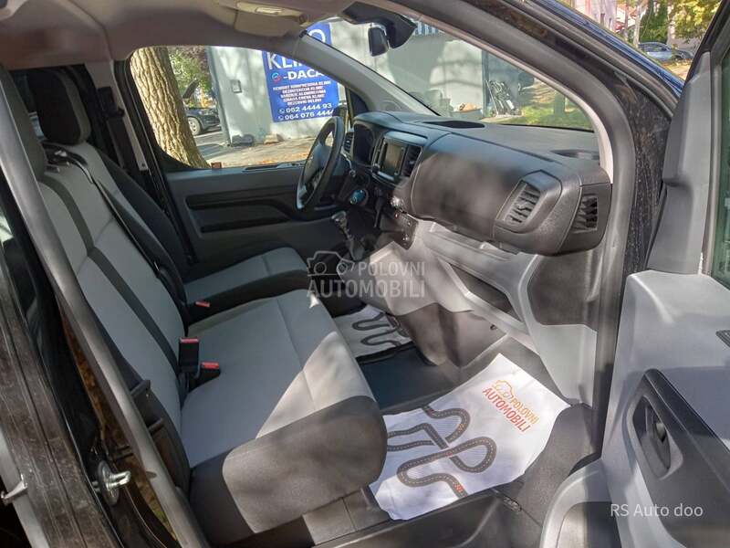 Citroen Jumpy 9 seats Germany