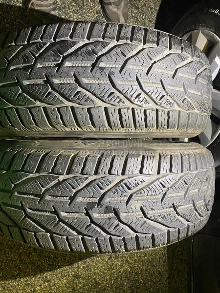 Taurus 215/60 R16 Zimska