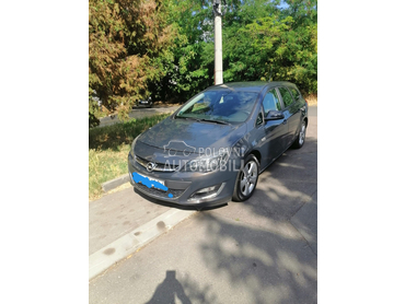Opel Astra J Sport Tourer