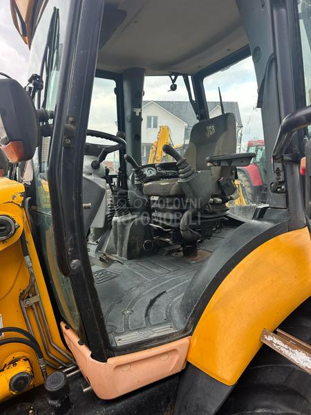 JCB 3CX