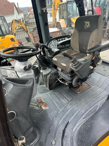 JCB 3CX