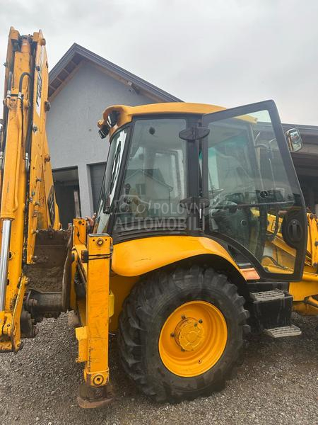 JCB 3CX