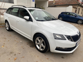 Škoda Octavia 1.6TDI/NAV/PANO