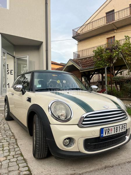 MINI Cooper 