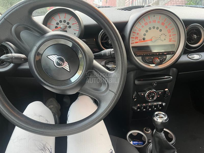 MINI Cooper 