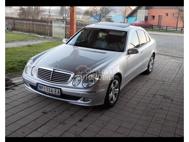 Mercedes Benz E 320 w211