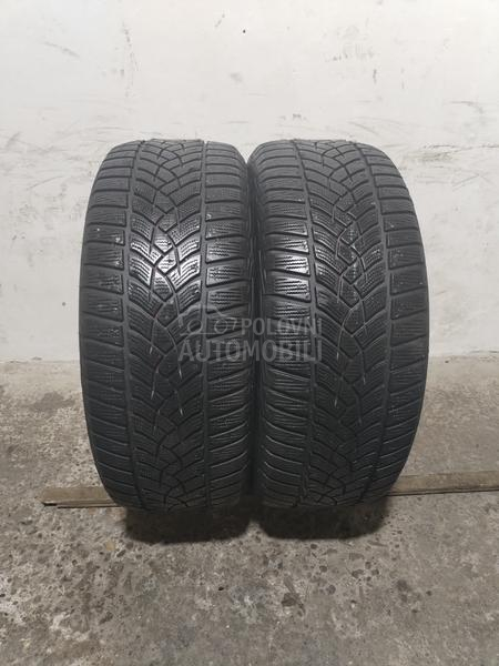 Goodyear 215/55 R16 Zimska