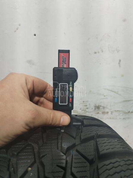 Nokian 225/55 R16 Zimska