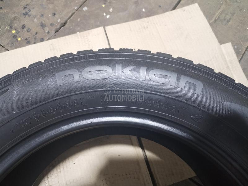 Nokian 225/55 R16 Zimska