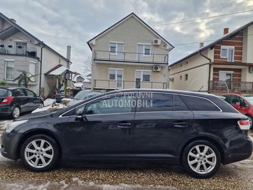 Toyota Avensis AUT  F1