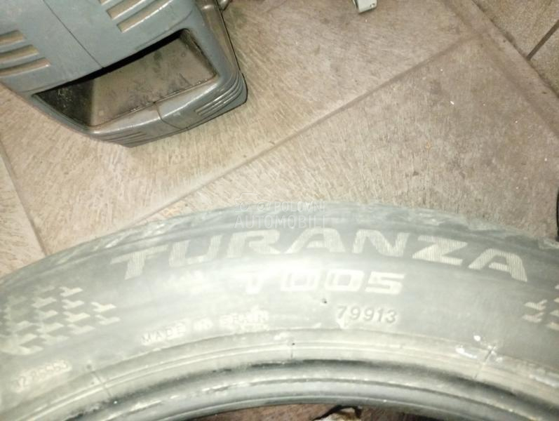Bridgestone 225/45 R17 Letnja