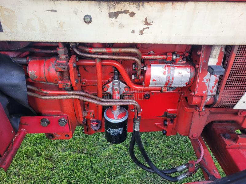 IHC Internacional 533 A