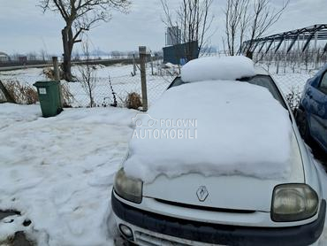 Renault Clio 2000. god. -  kompletan auto u delovima