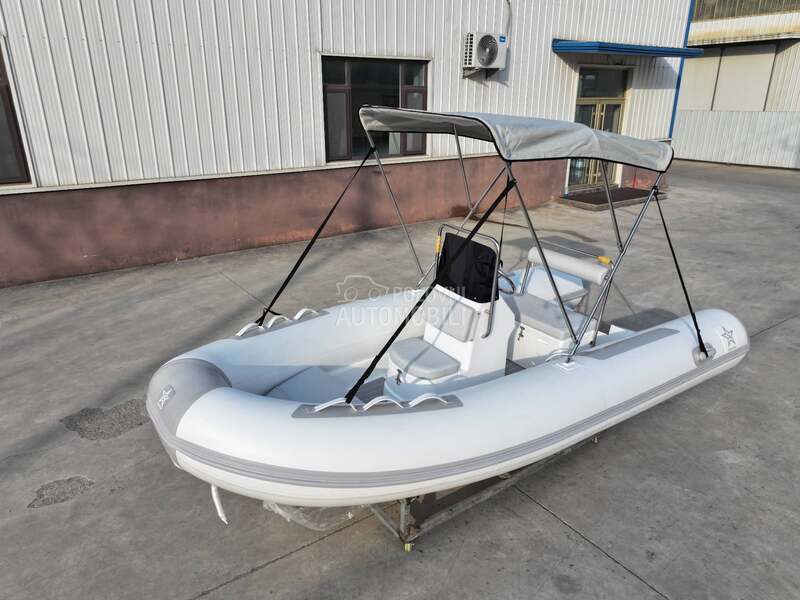 Novecento RIB 430  Lounge