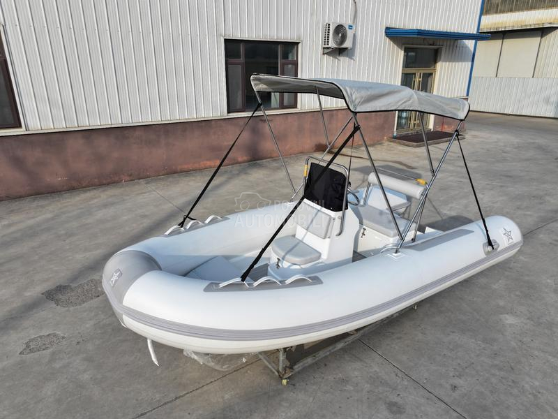 Zodiac Novecento RIB 430