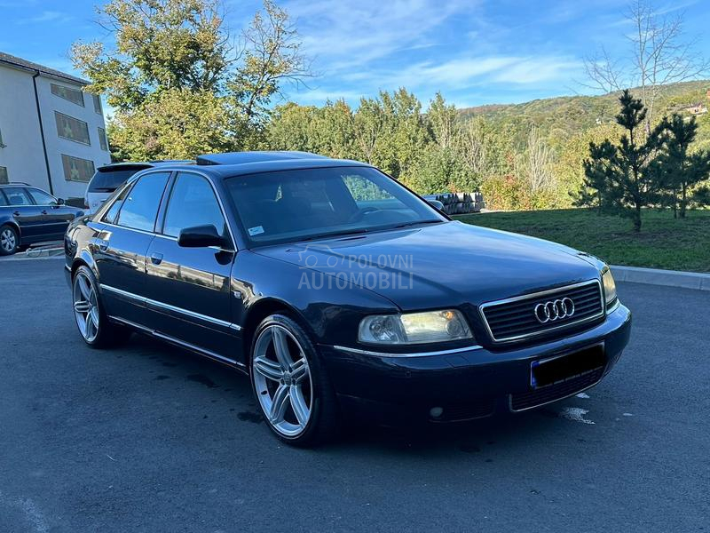 Audi A8 3.7