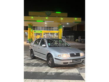 Škoda Octavia auto u delove