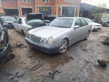 Mercedes Benz E 220 Auto u delove