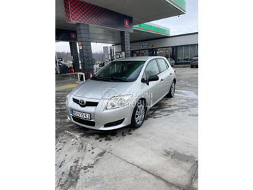 Toyota Auris VVT-I 1.6
