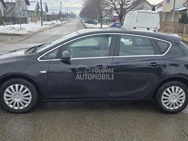 Opel Astra J 1.4 T Sport