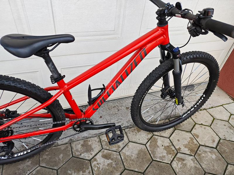 Specialized Specialized