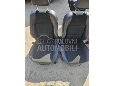 Peugeot 207 -  kompletan auto u delovima