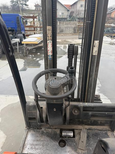 Jungheinrich TRIPLEX