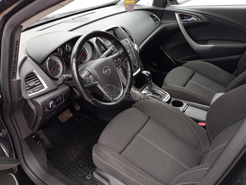 Opel Astra J 2.0 CDTI AUTO