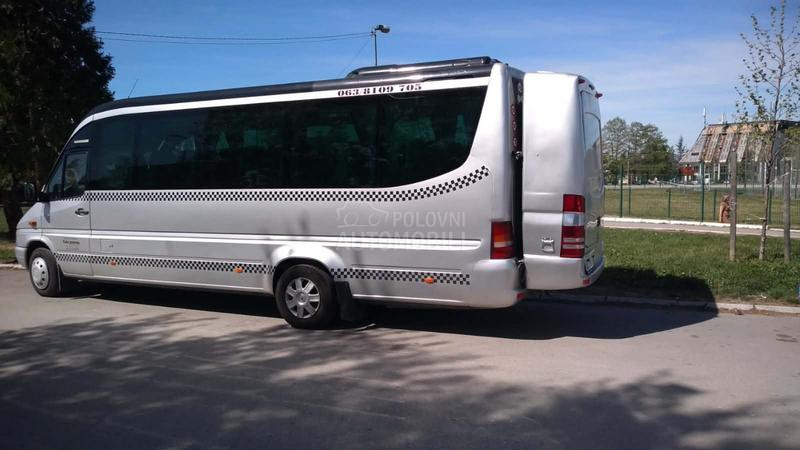 Mercedes Benz 616CDI