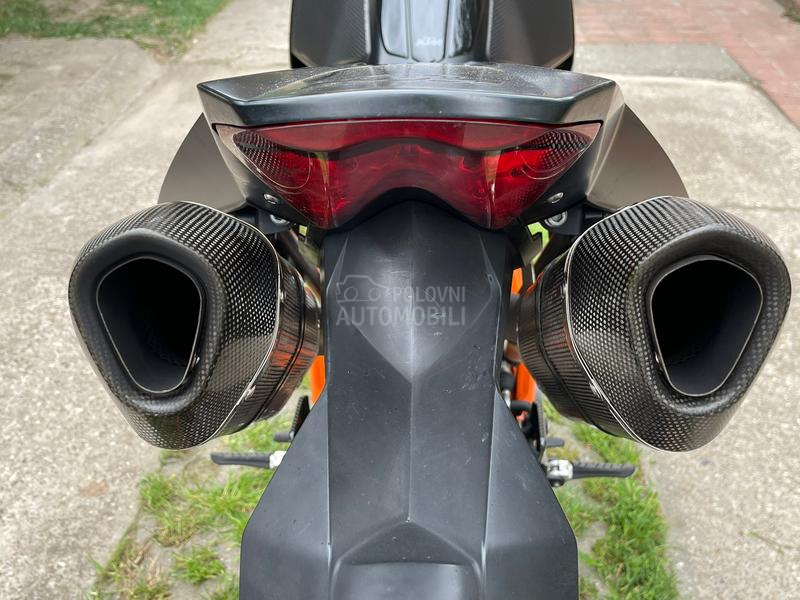 KTM Super Duke R 990