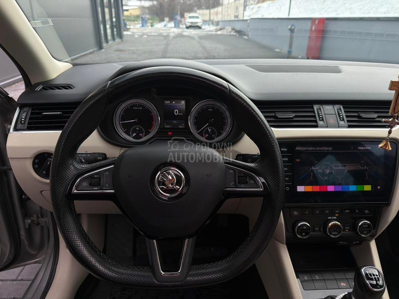 Škoda Octavia Style Plus