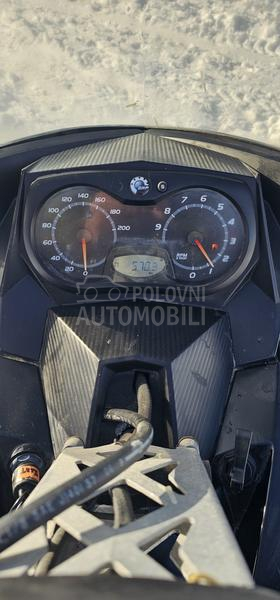 Can-Am summit xp800r