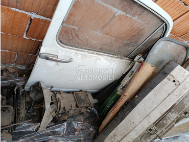 Delovi 750 Fića Zrenjanin za Zastava 750 od 1979. do 1982. god.