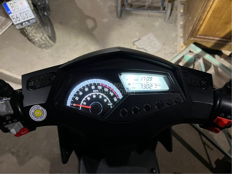 Trio mustang 125 xrs