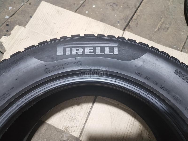 Pirelli 215/60 R16 Zimska