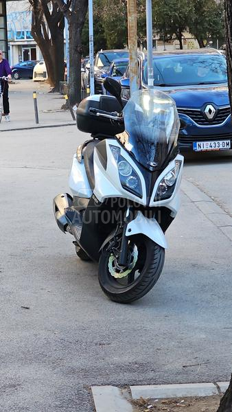 Kymco downtown 300i