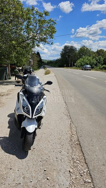 Kymco downtown 300i