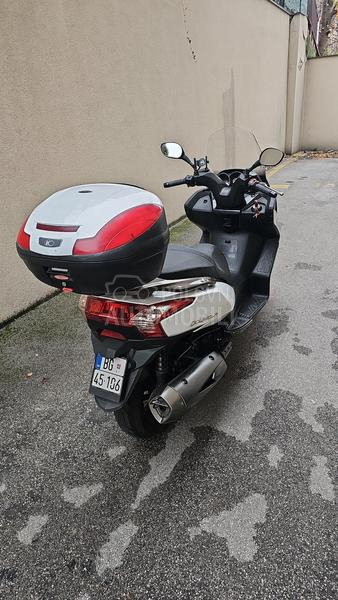 Kymco downtown 300i