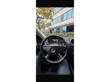 Mercedes Benz ML 320 
