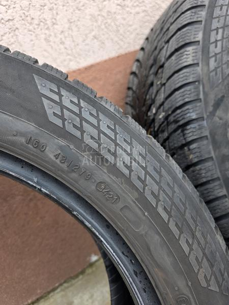 Nokian 225/55 R18 Zimska