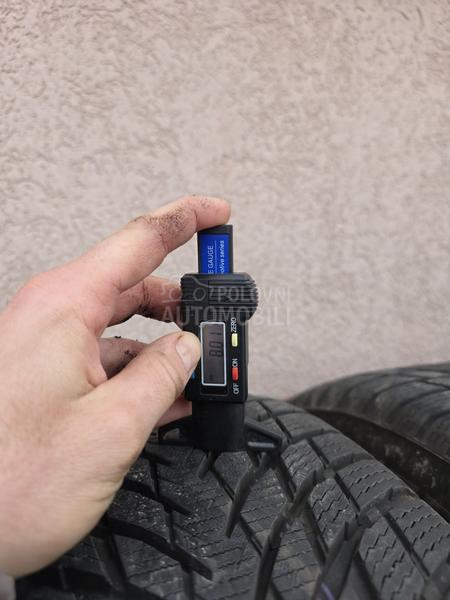 Nokian 225/55 R18 Zimska