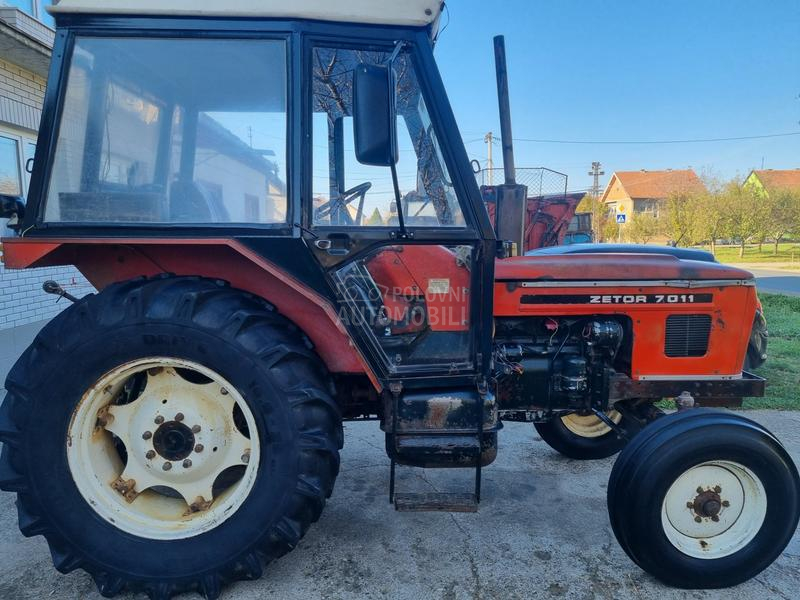 Zetor 7011