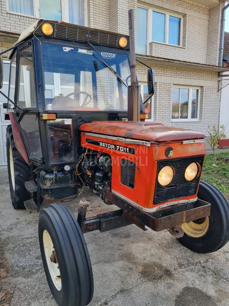 Zetor 7011