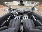 Mazda 2 1.5 i