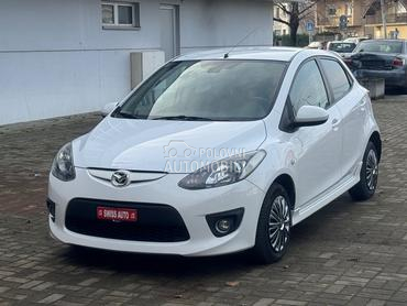 Mazda 2 1.5 i