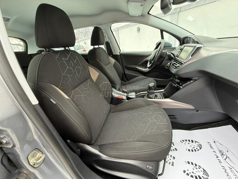 Peugeot 2008 1.2 PURETECH ACTIVE