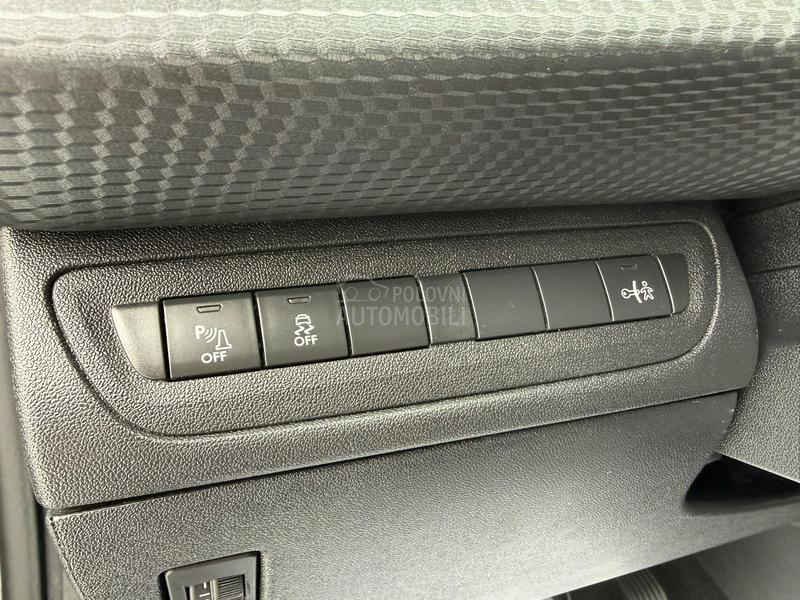 Peugeot 2008 1.2 PURETECH ACTIVE