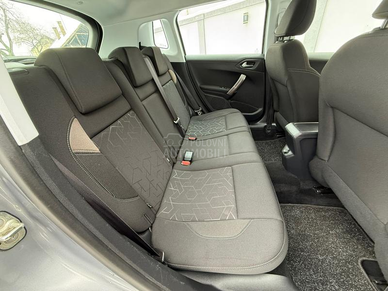 Peugeot 2008 1.2 PURETECH ACTIVE