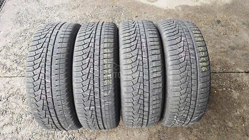 Hankook 205/60 R16 Zimska